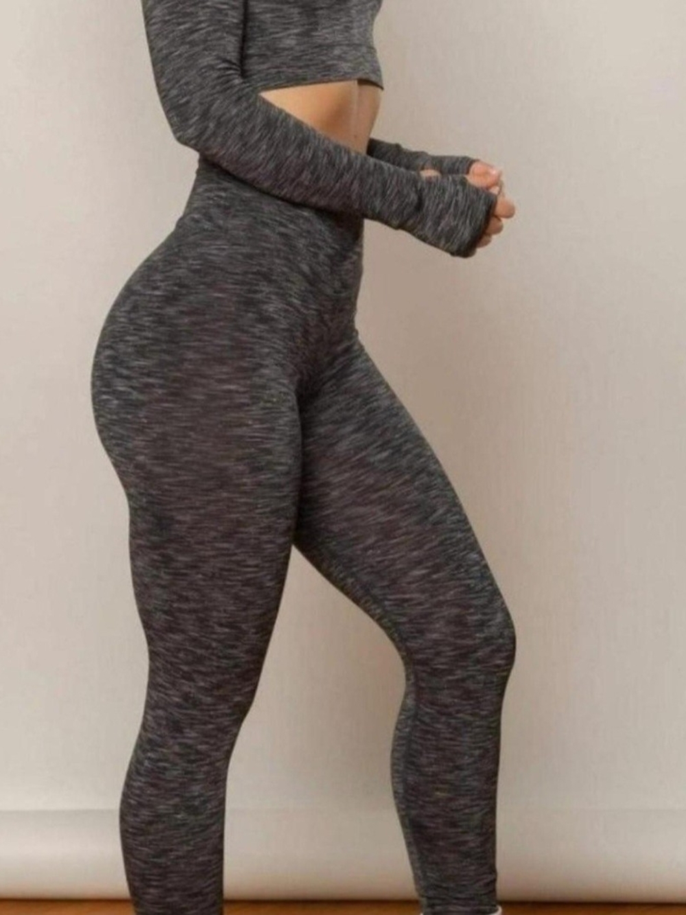 AGENT 84 TOP AND LEGGINGS SET
